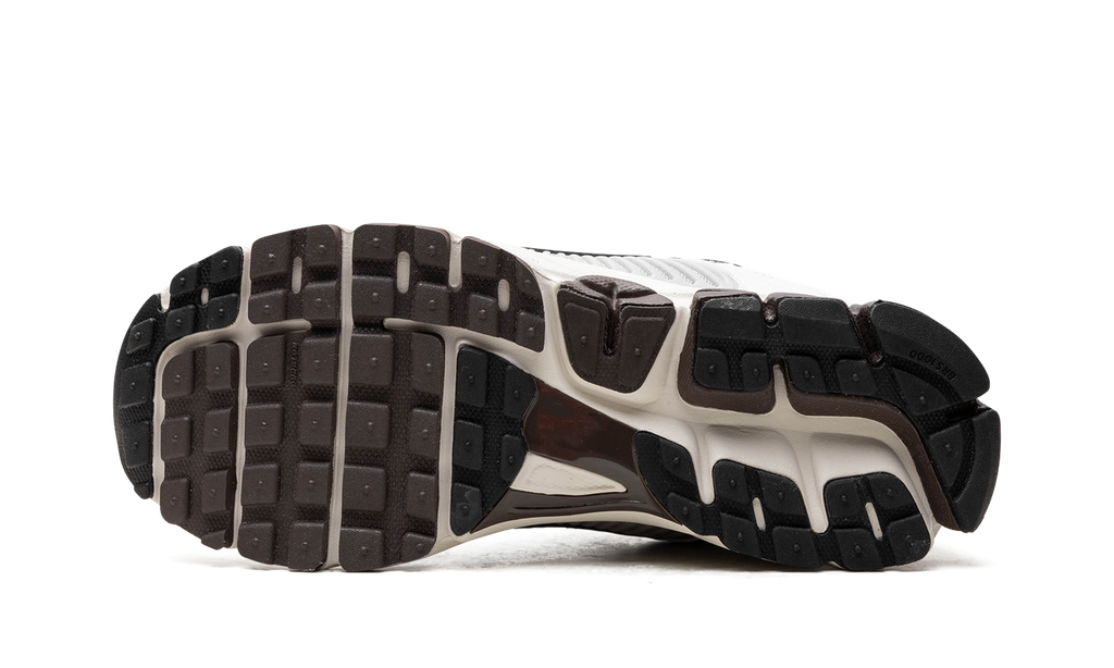 Nike Zoom Vomero 5 'Phantom Light Iron Ore' (W)