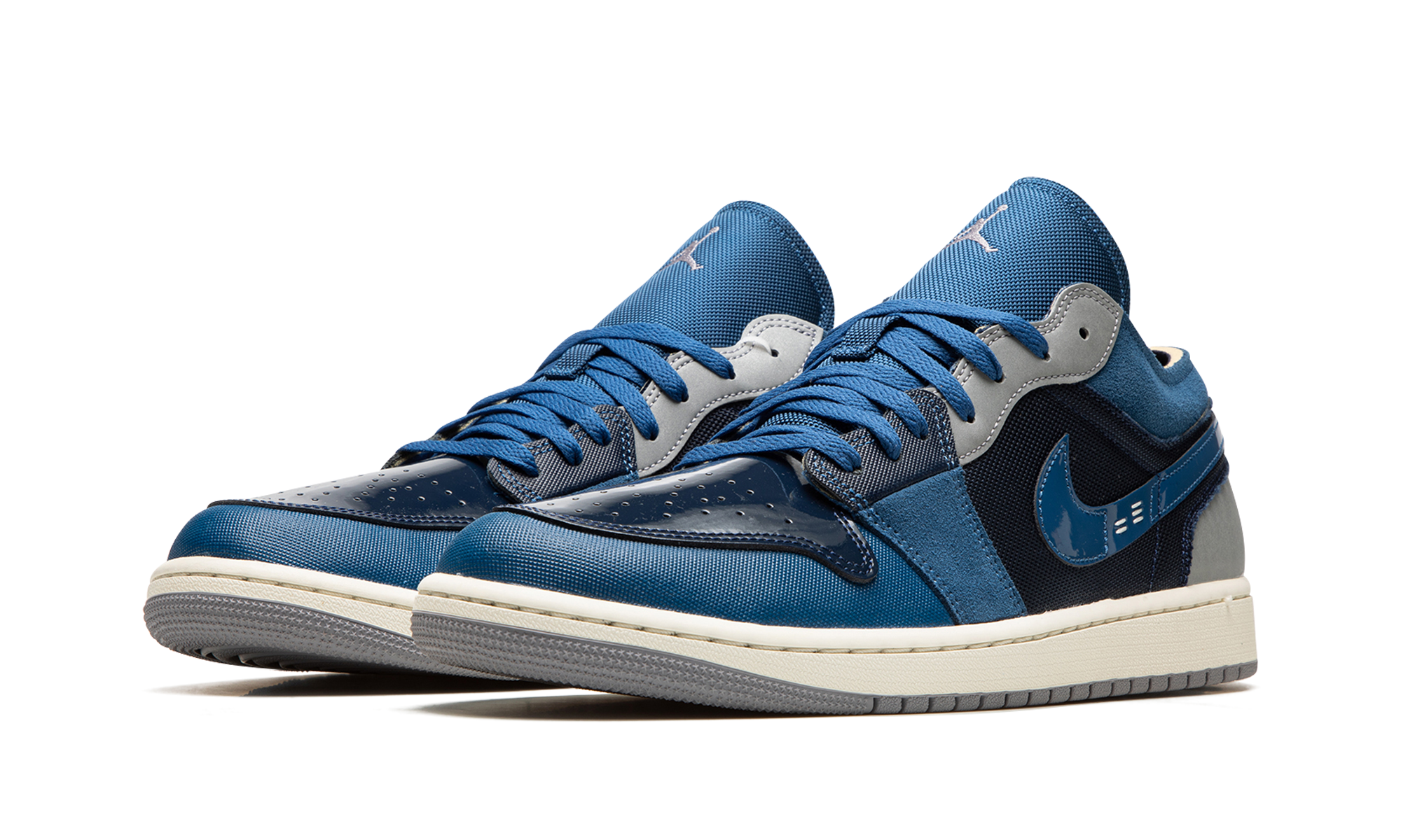 Air Jordan 1 Low Obsidian 3