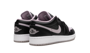 Air Jordan 1 Low SE Black Iced Lilac (GS) 4