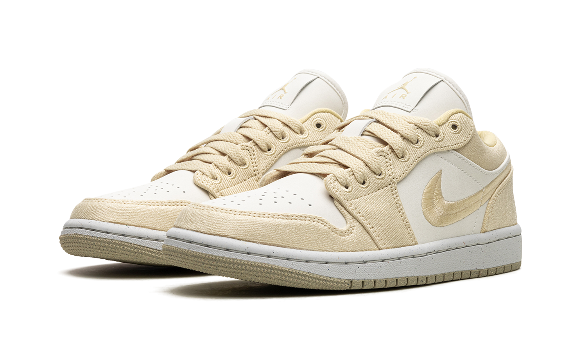 Air Jordan 1 Low SE Canvas (W) 3
