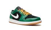 Air Jordan 1 Low SE Christmas 2