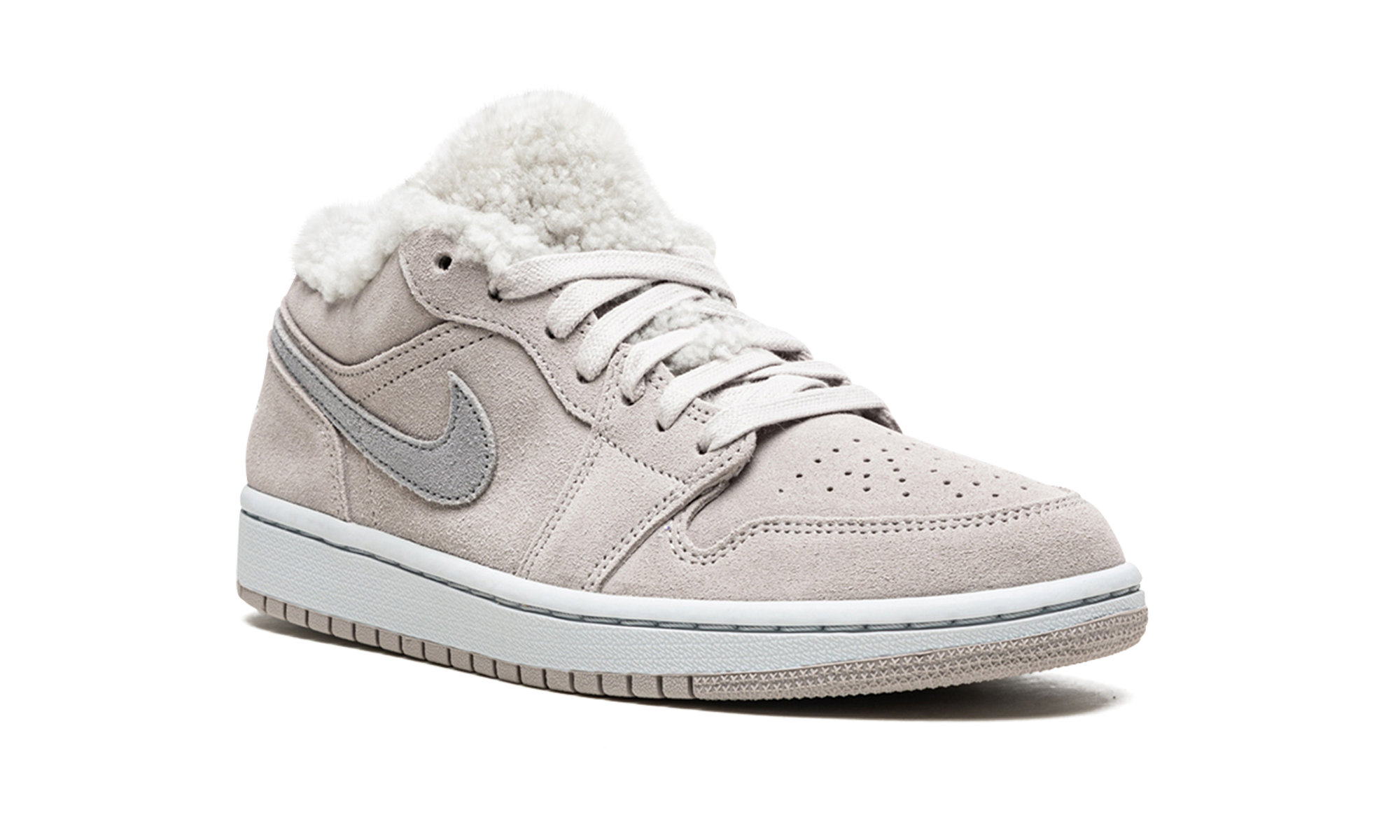 Air Jordan 1 Low SE Sherpa Fleece