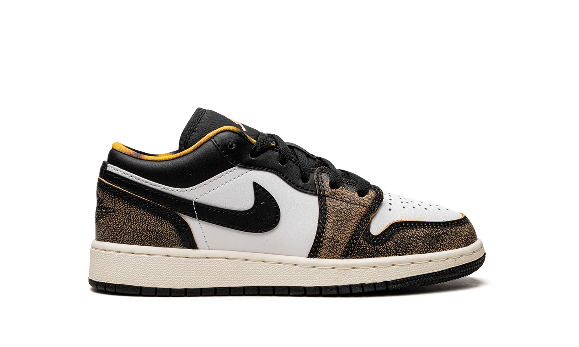 Air Jordan 1 Low SE Wear-Away (GS) 7