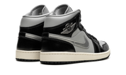 Air Jordan 1 Mid SE Black Chrome (W) 4