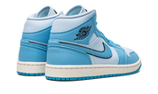 Air Jordan 1 Mid SE Ice Blue (W) 4