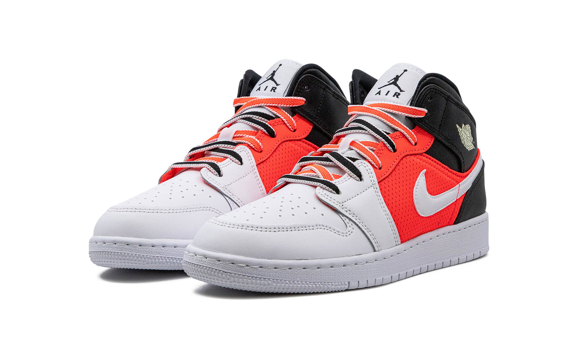 Air Jordan 1 Mid SE Infrared 23 (GS) 3