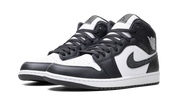 Air Jordan 1 Mid SE Panda Elephant 3