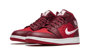 Air Jordan 1 Mid SE Red Quilt (GS) 3