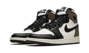 Air Jordan 1 Retro High Dark Mocha (GS) 3