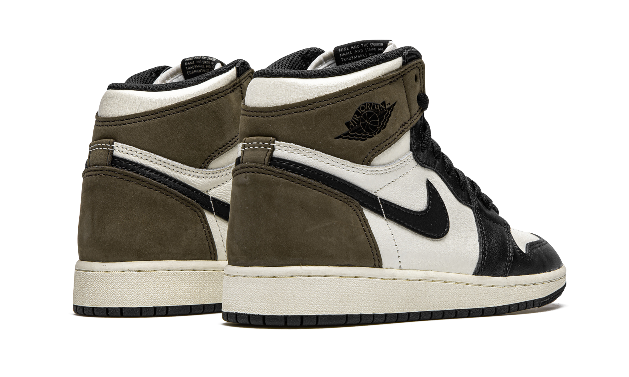 Air Jordan 1 Retro High Dark Mocha (GS) 4