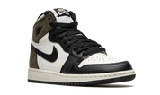 Air Jordan 1 Retro High Dark Mocha (GS) 8