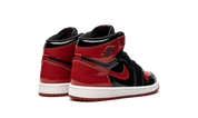 Air Jordan 1 Retro High OG Bred Patent (PS) 4
