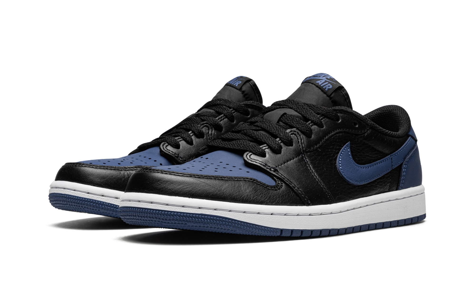 Air Jordan 1 Retro Low OG Mystic Navy 3