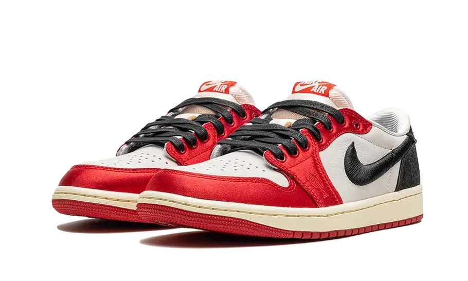 Air Jordan 1 Retro Low OG Trophy room