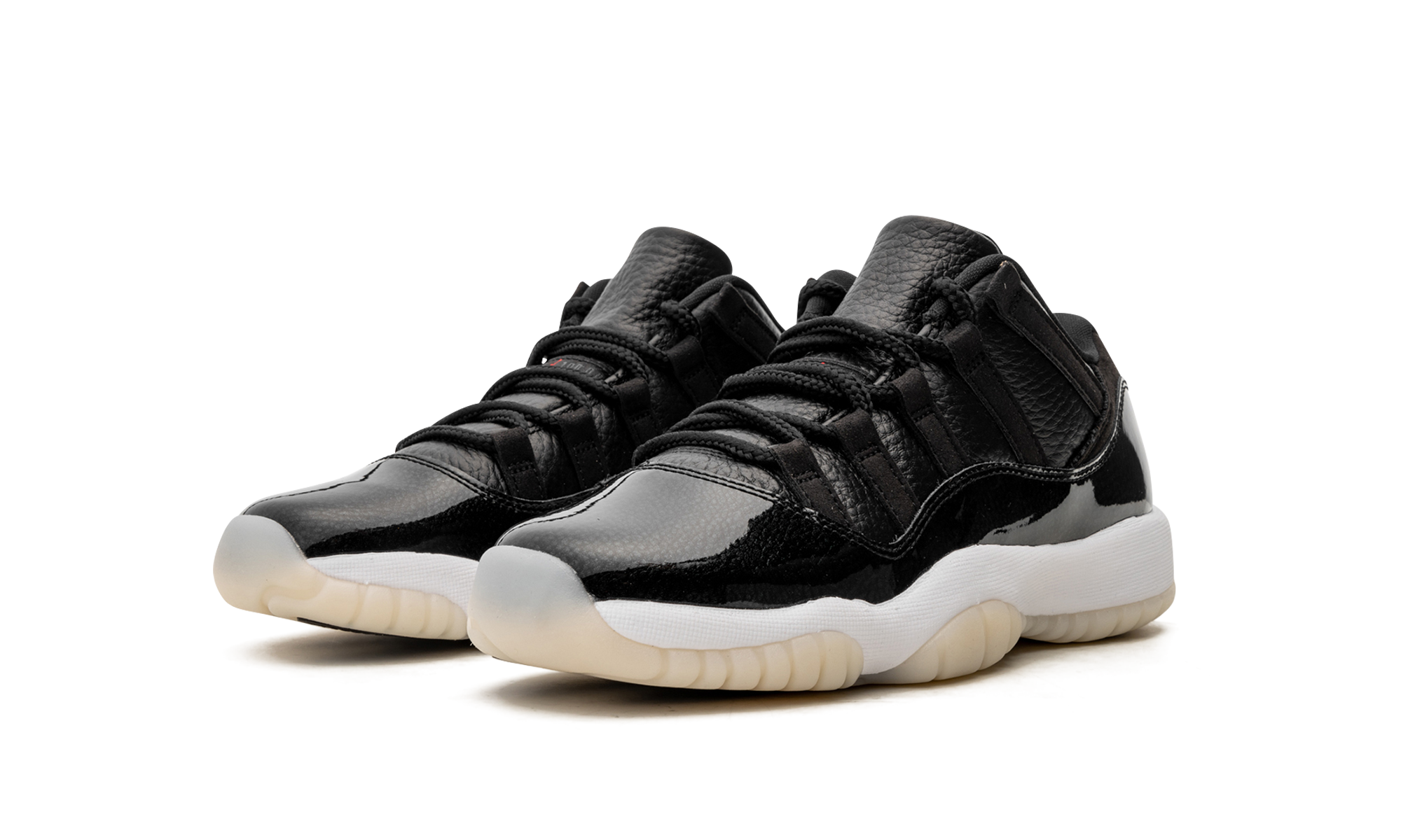 Air Jordan 11 Retro Low 72-10 (GS) 3