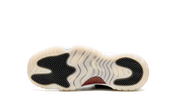 Air Jordan 11 Retro Low 72-10 (GS) 6
