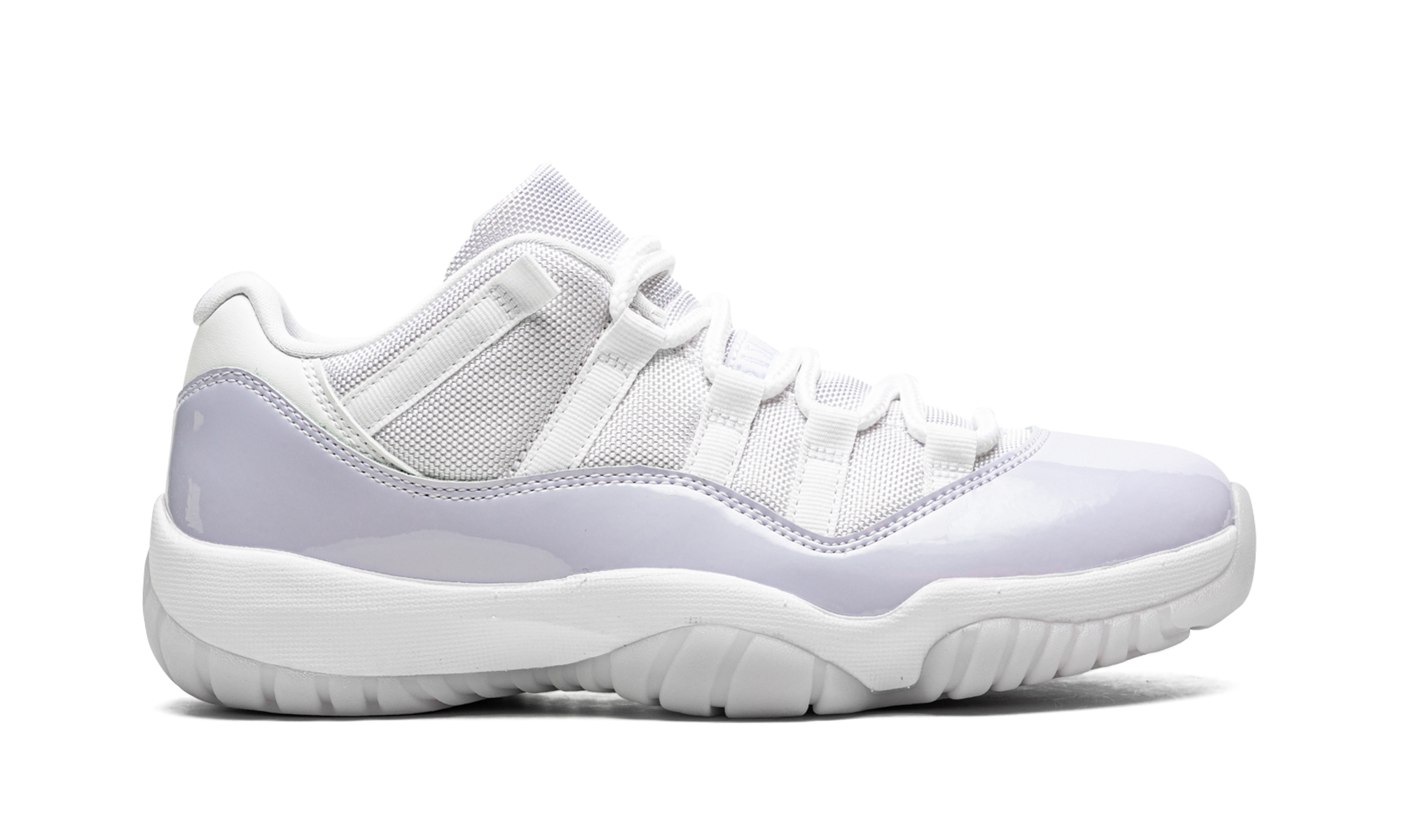 Air Jordan 11 Retro Low Pure Violet