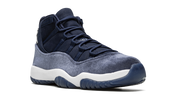 Air Jordan 11 Retro Midnight Navy 2
