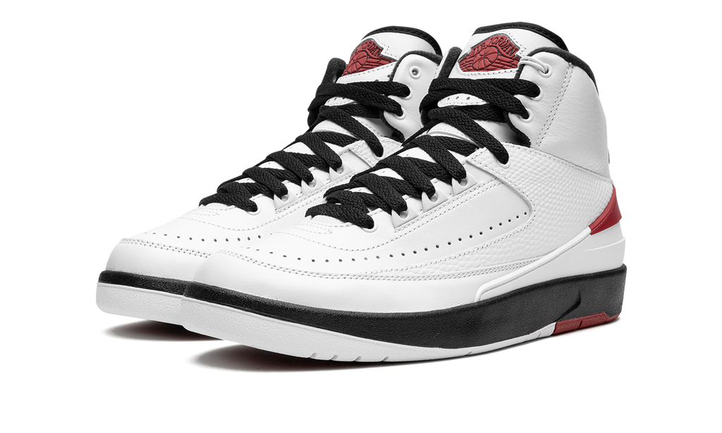 Air Jordan 2 Retro OG Chicago (W) 3