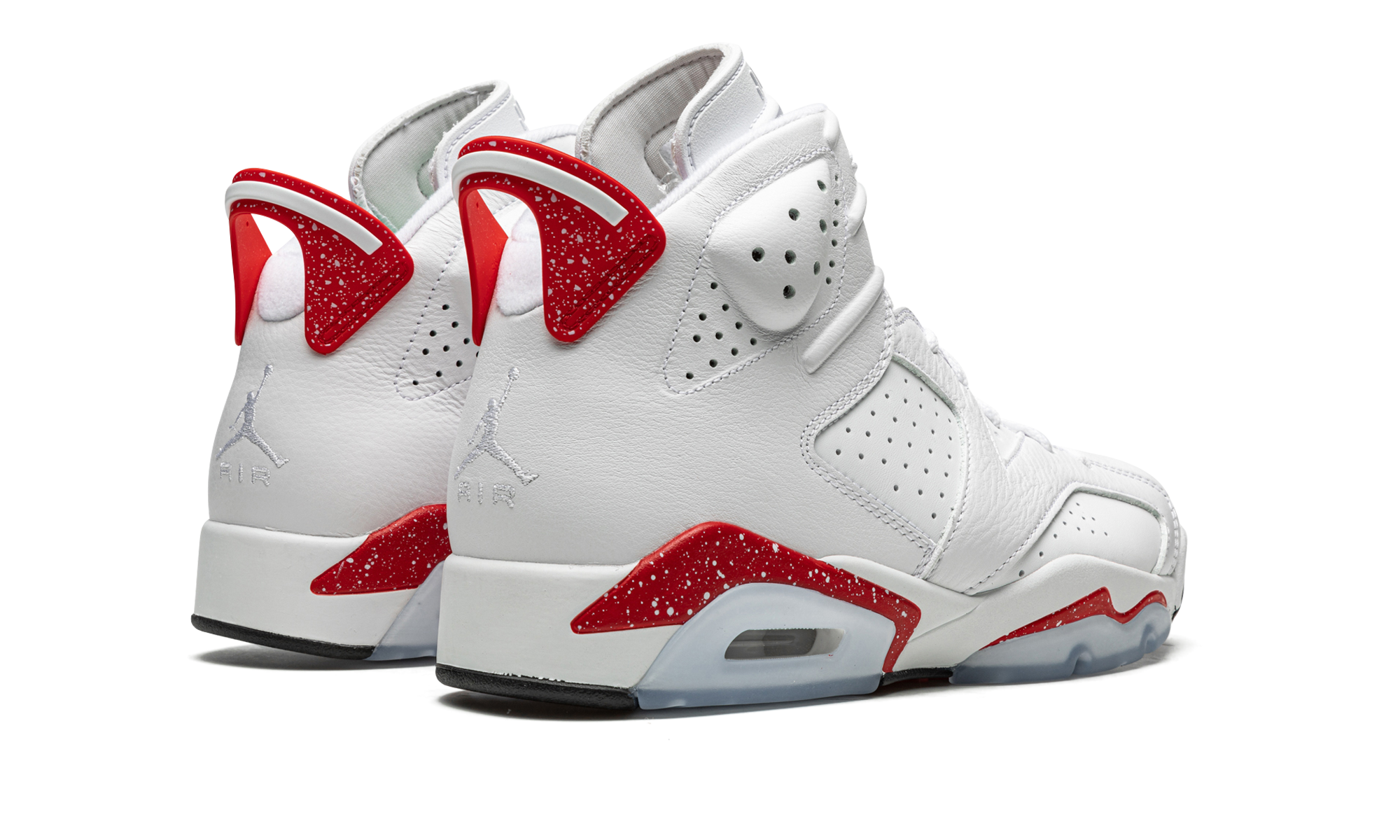Air Jordan 6 Retro Red Oreo 4