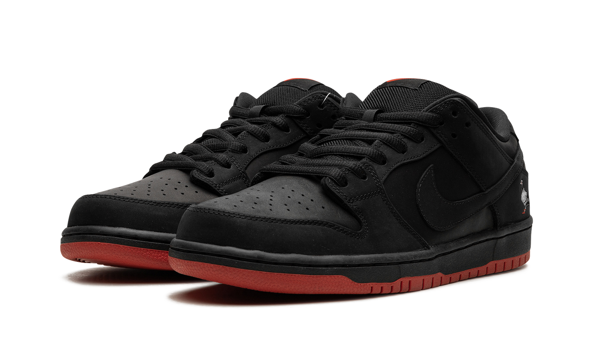 Dunk Low SB TRD QS Black Pigeon 3