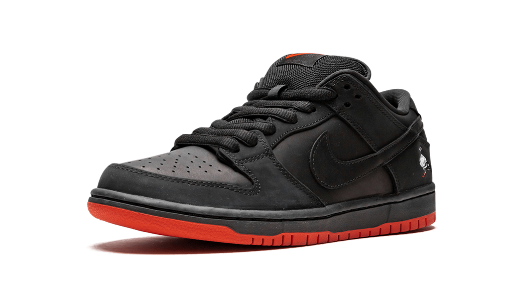 Dunk Low SB TRD QS Black Pigeon 5