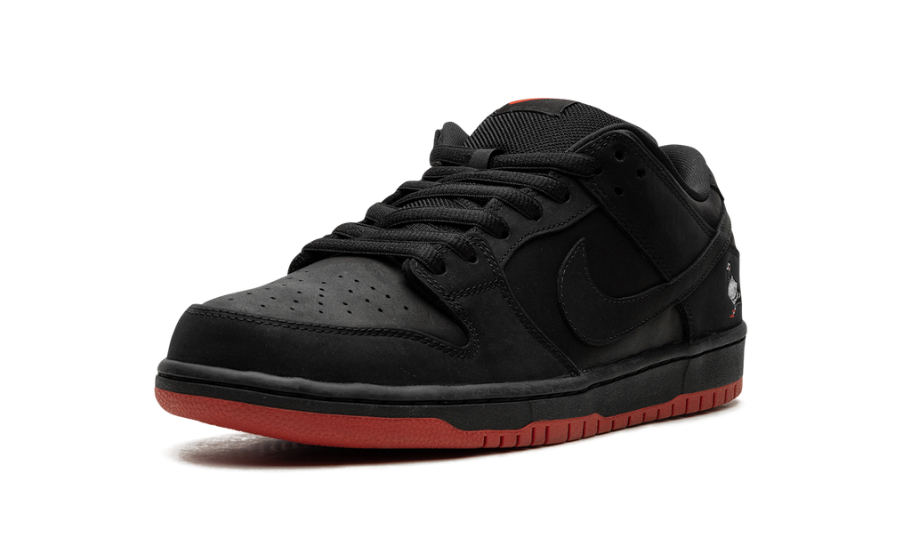 Dunk Low SB TRD QS Black Pigeon 6