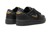 Jordan 1 Low Method of Make Black Metallic Gold (W) 4