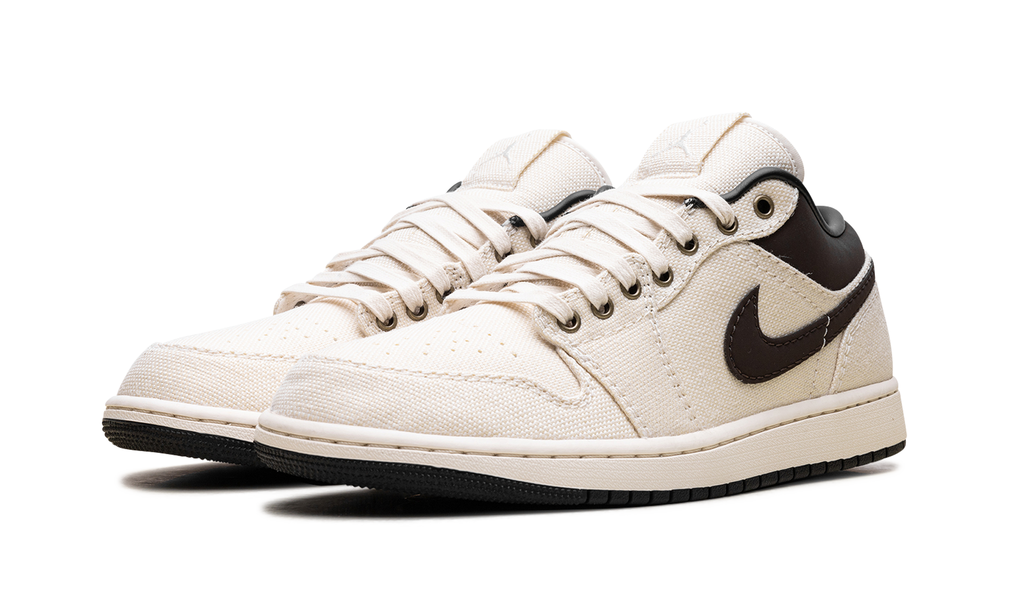 Jordan 1 Low Premium Pale Ivory Off Noir Baroque Brown 3
