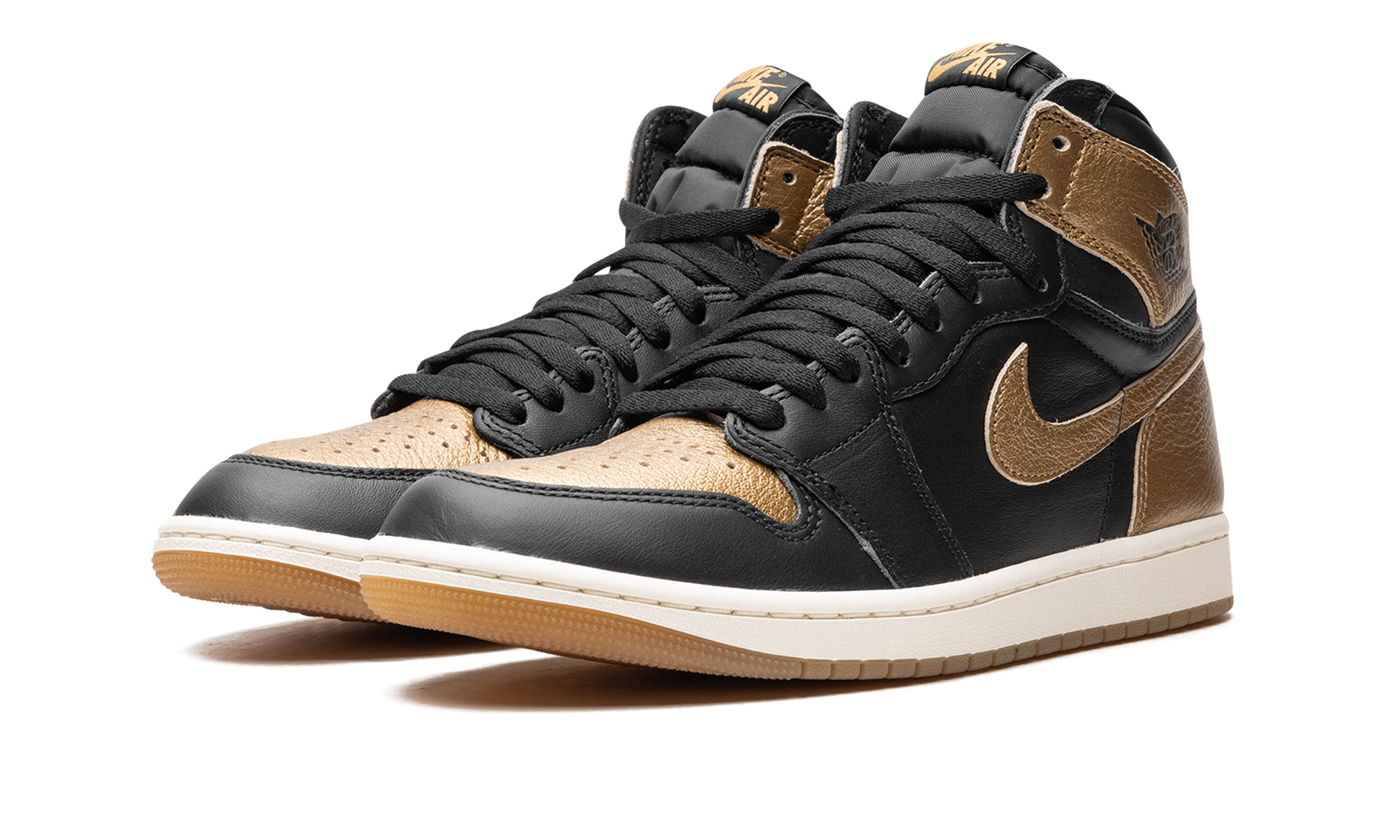 Jordan 1 Retro High OG Black Metallic Gold 3