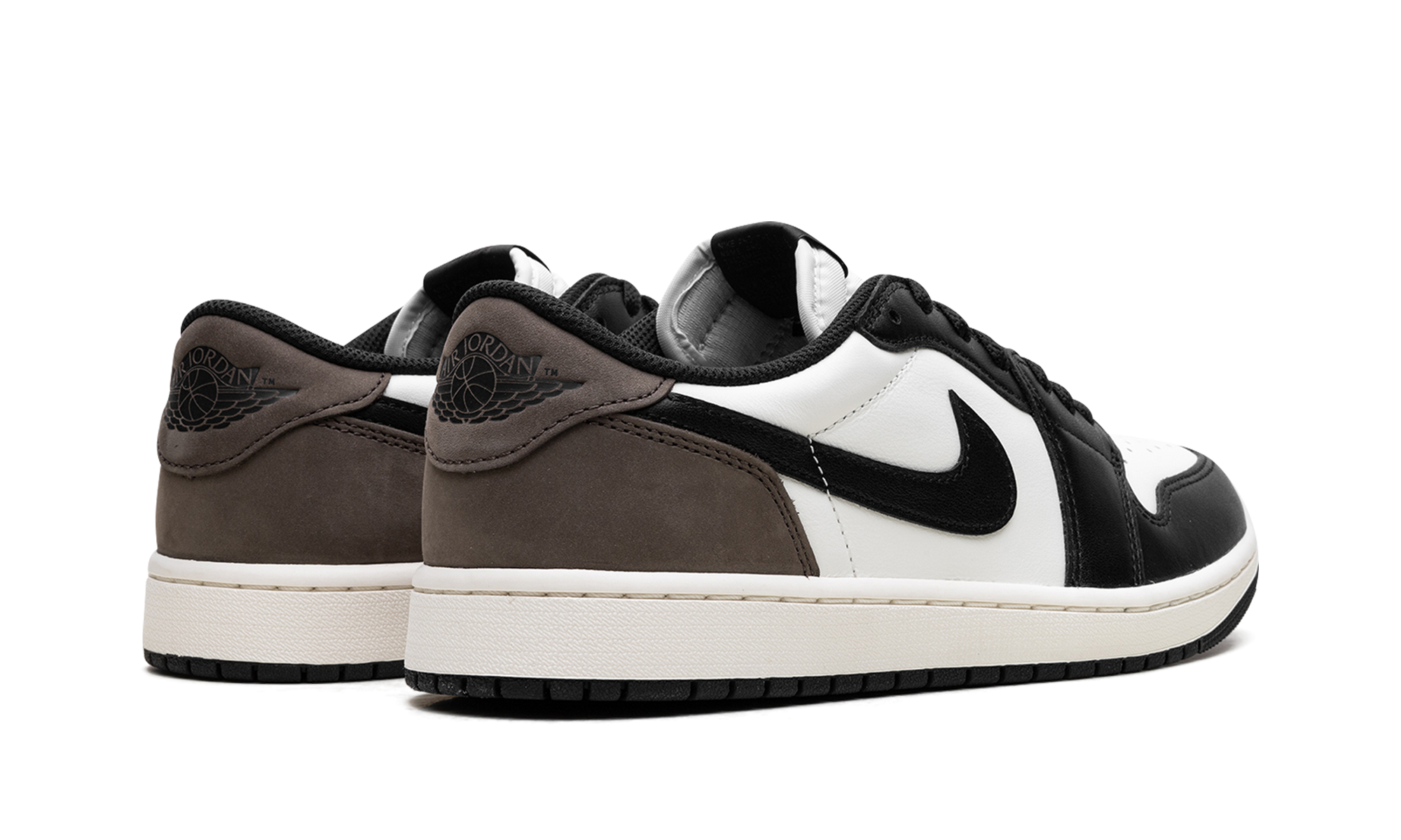 Jordan 1 Retro Low OG Mocha 4
