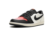 Jordan 1 Retro Low OG PSG Paris Saint-Germain 5
