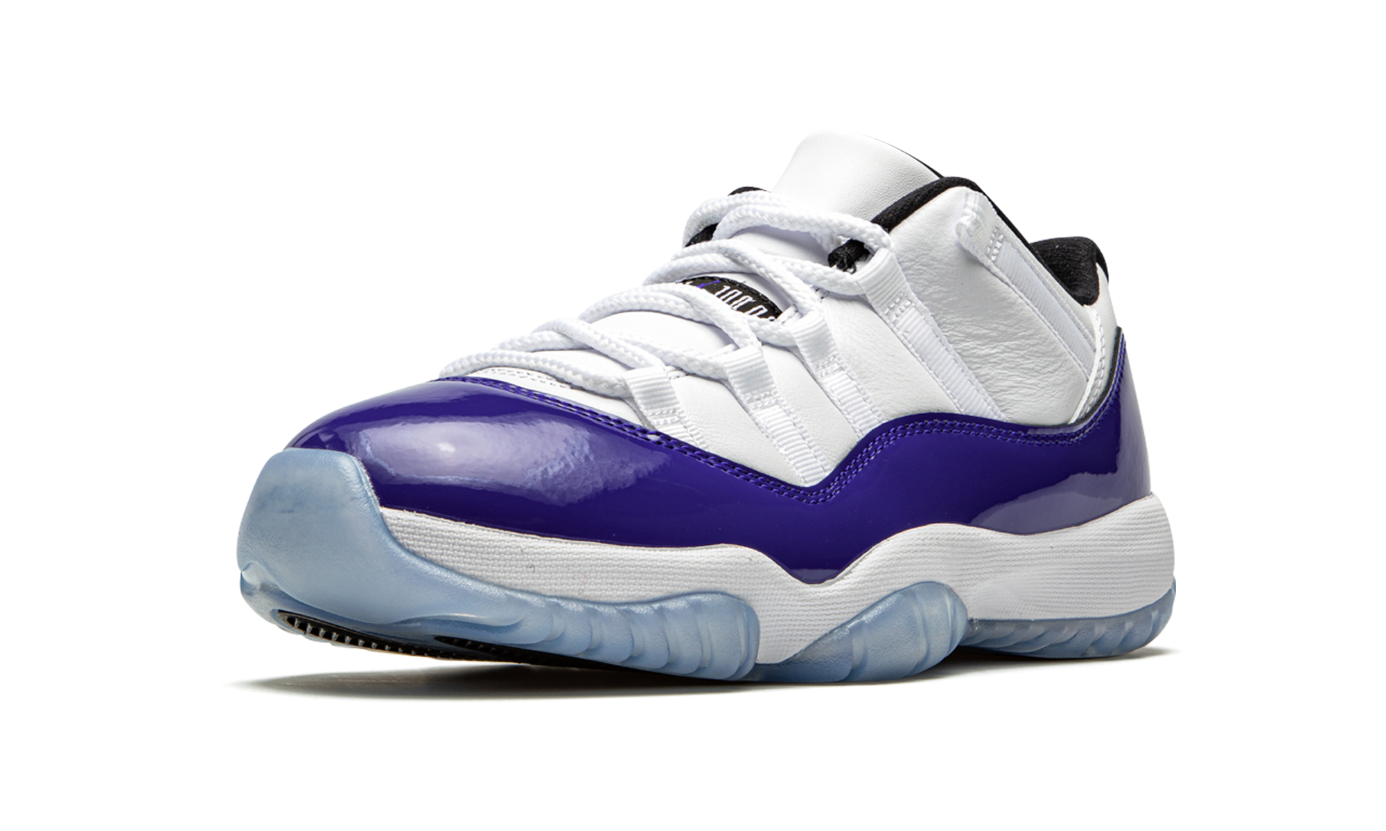 Jordan 11 Retro Low White Concord (W)