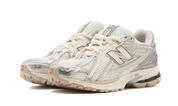 New Balance 1906r Silver Metallic Cream 2