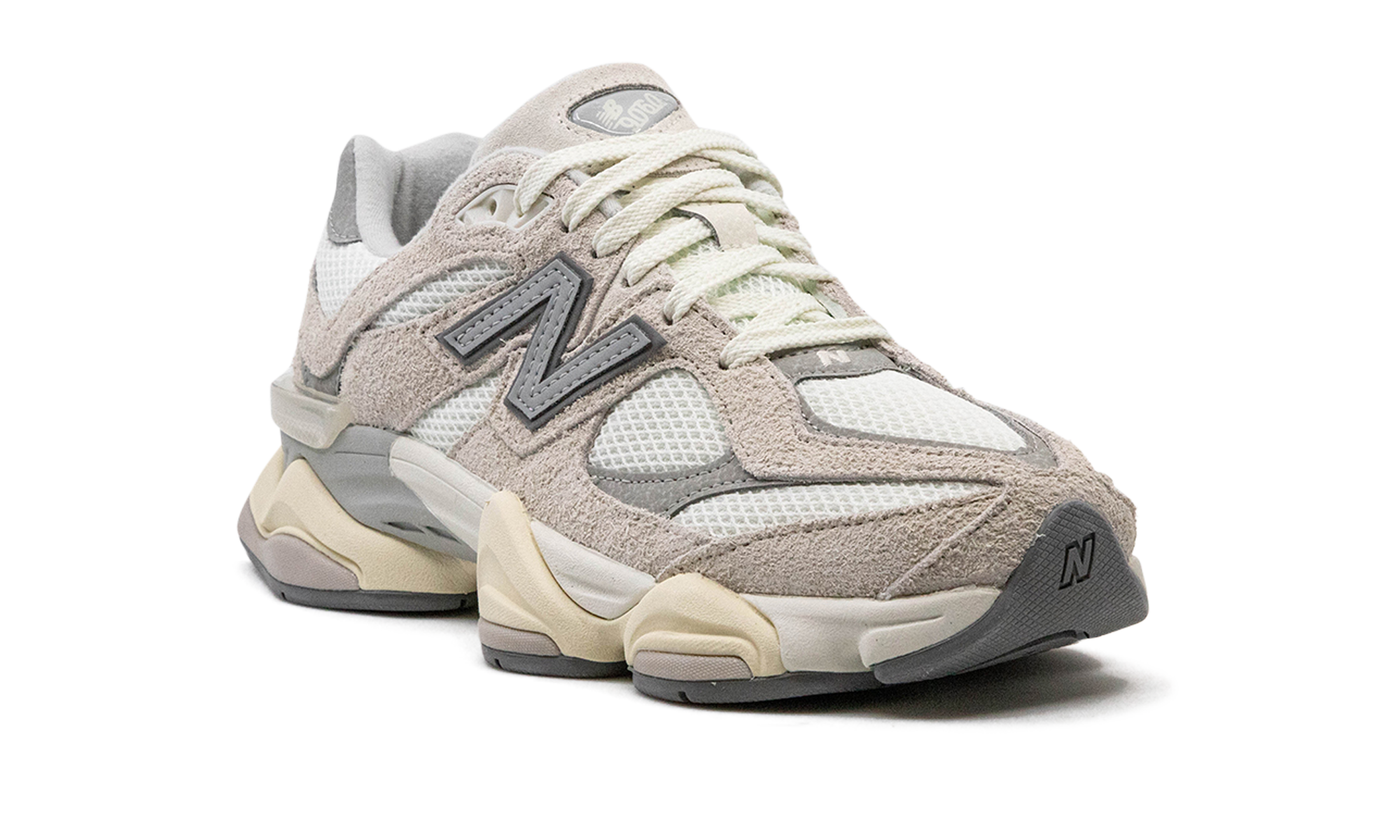 New Balance 9060 Moonbeam Sea Salt 5