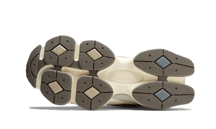 New Balance 9060 Mushroom Aluminium 4