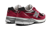 New Balance 990 V3 Scarlet 8