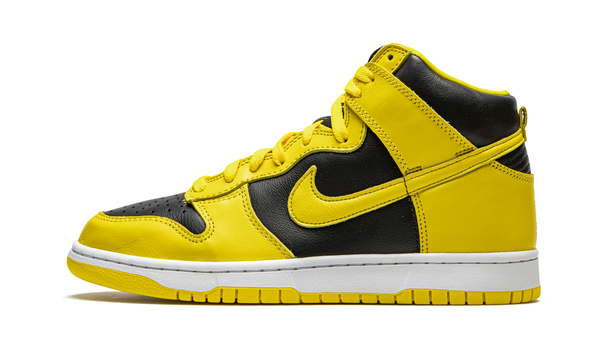 Nike Dunk High Iowa (2020) 1