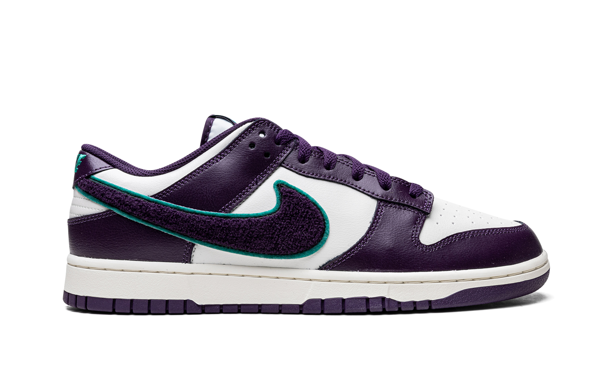 Nike Dunk Low Chenille Swoosh Sail Grand Purple 7
