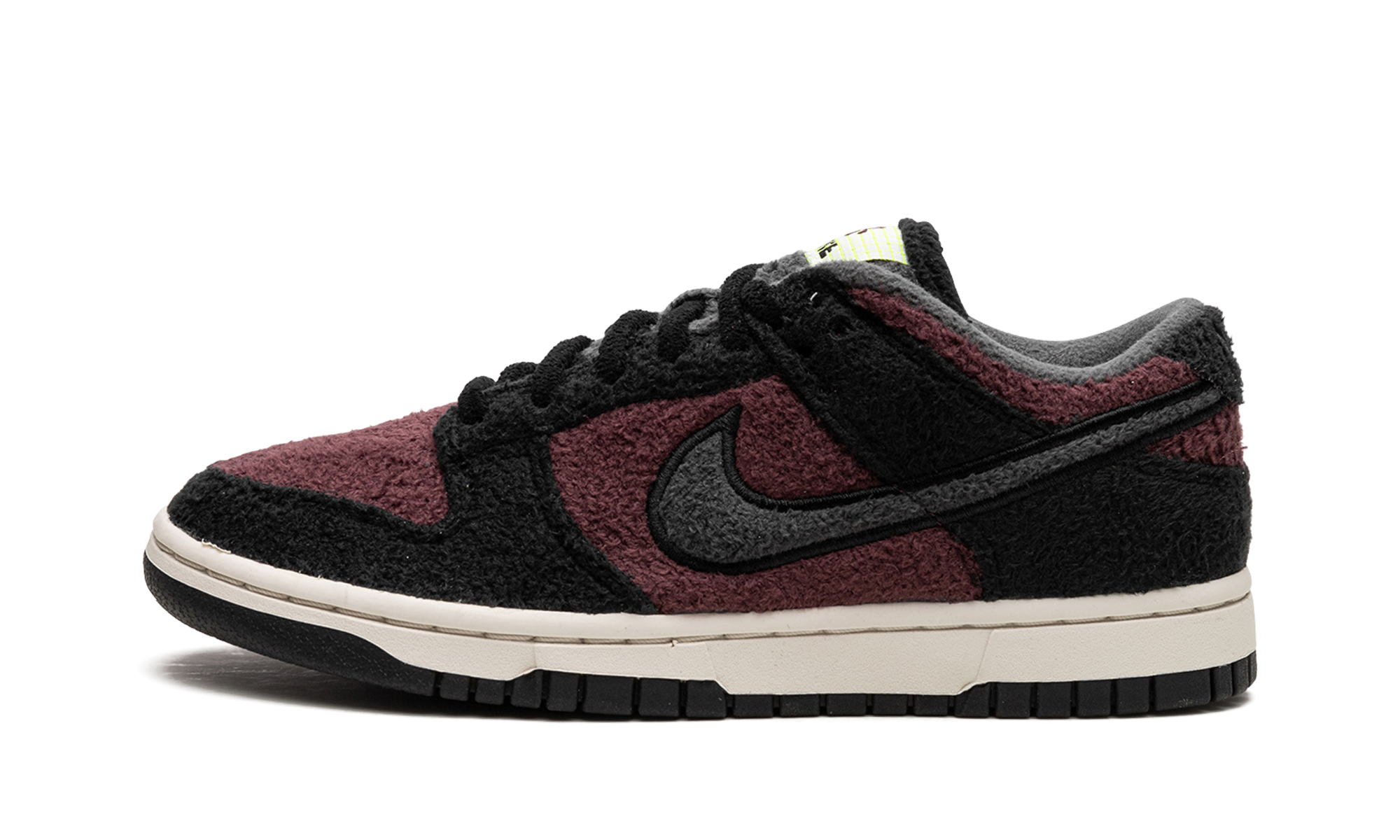 Nike Dunk Low Fleece Burgundy Crush (W) 1