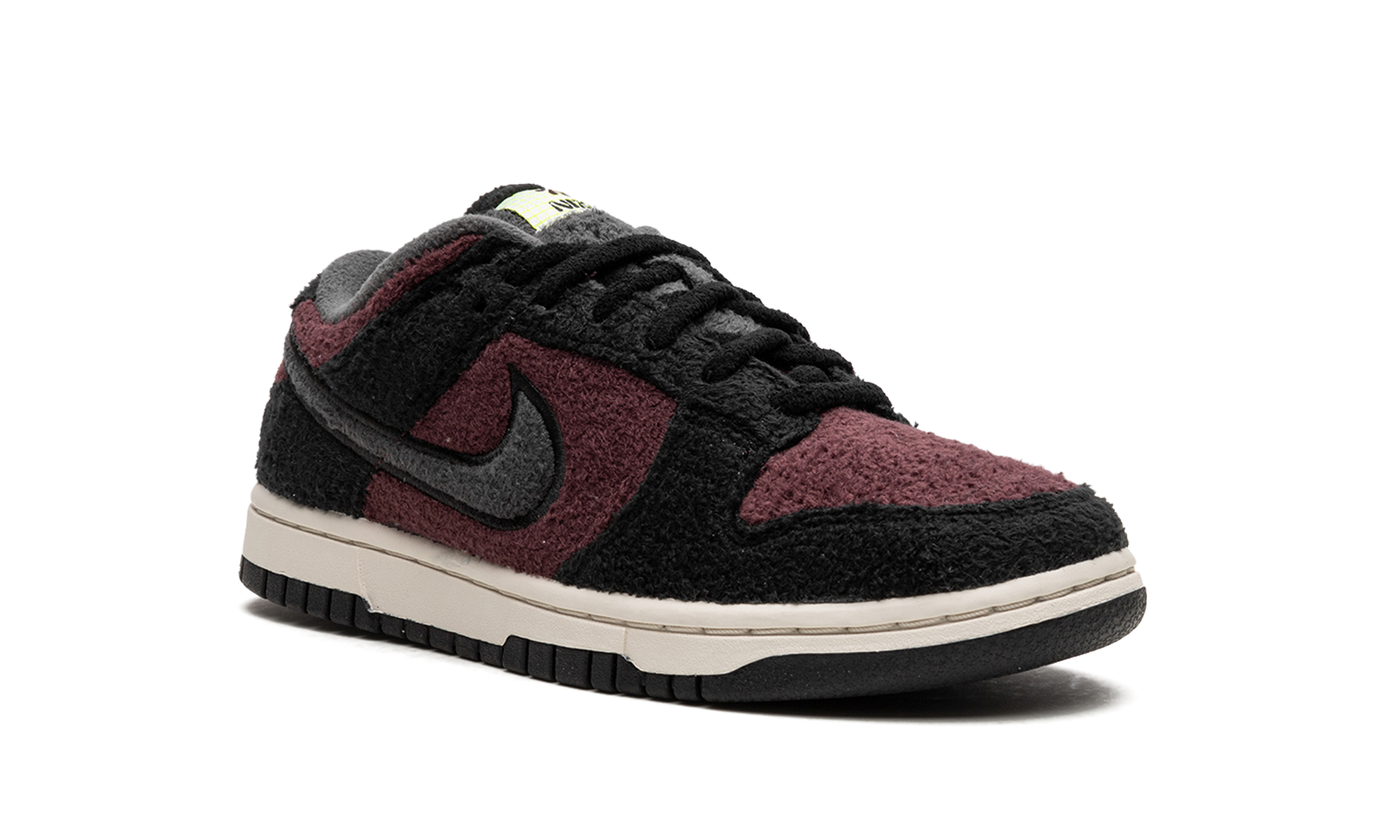 Nike Dunk Low Fleece Burgundy Crush (W) 2