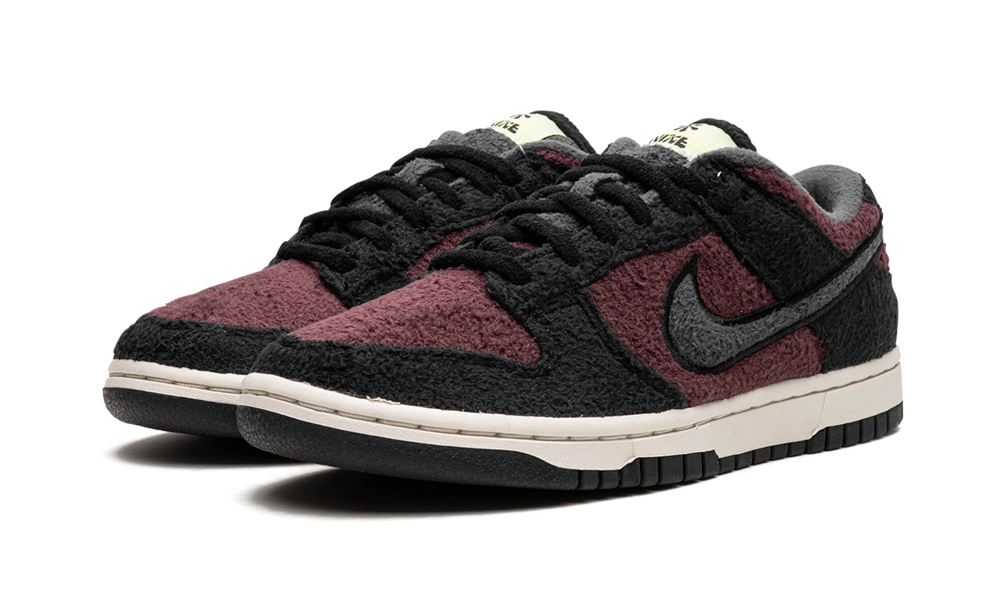 Nike Dunk Low Fleece Burgundy Crush (W) 3