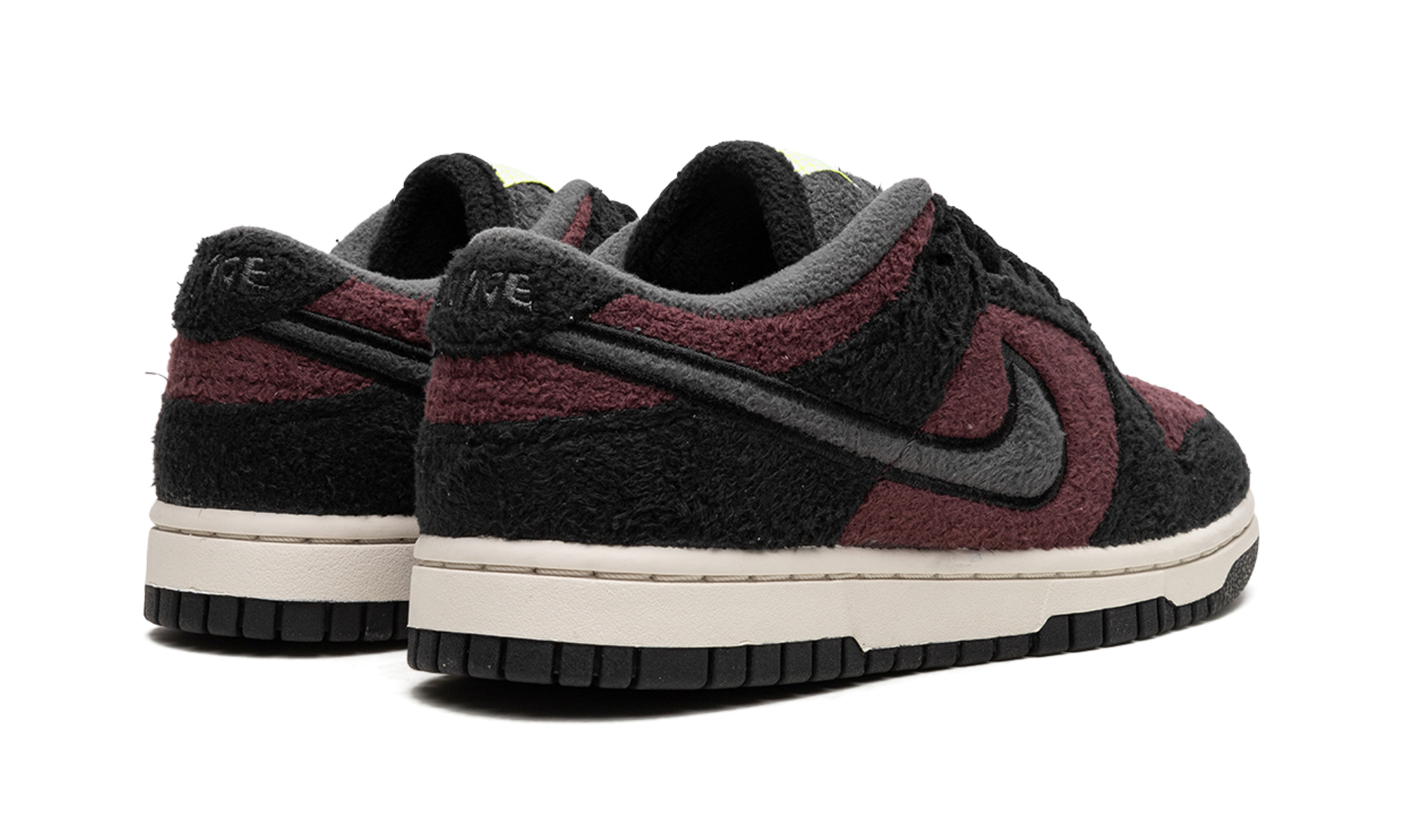 Nike Dunk Low Fleece Burgundy Crush (W) 4