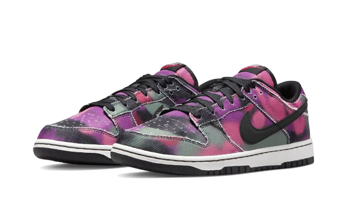 Nike Dunk Low Graffiti Pink 2