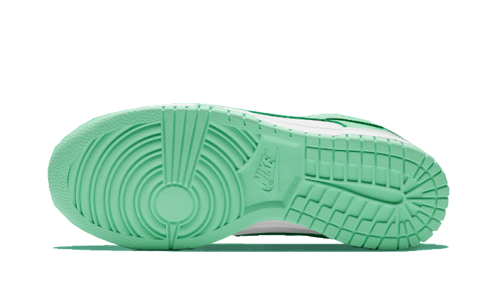 Nike Dunk Low Green Glow 4