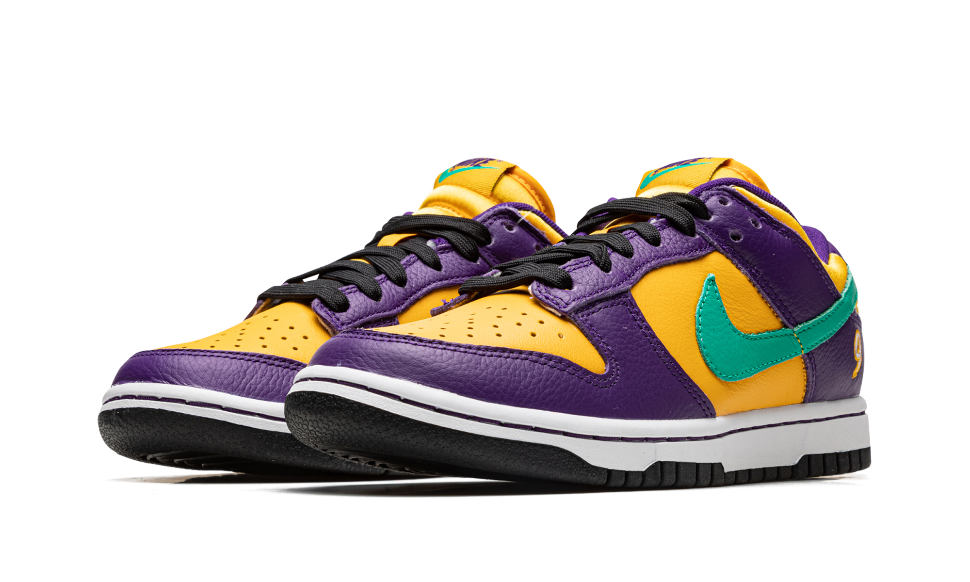 Nike Dunk Low LX Lisa Leslie (W) 3