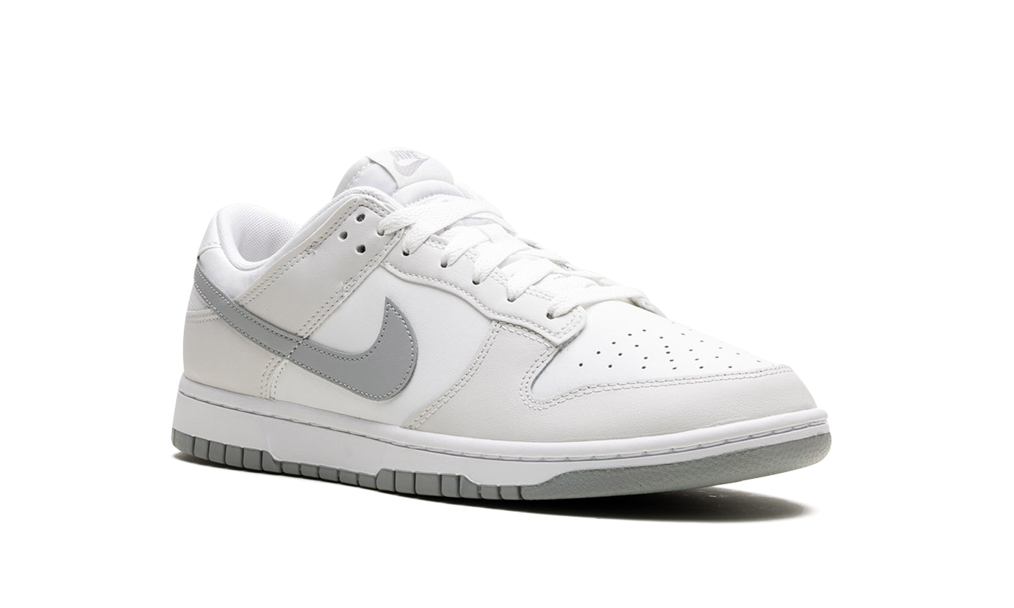 Nike Dunk Low Retro Summit White Light Smoke Grey 2
