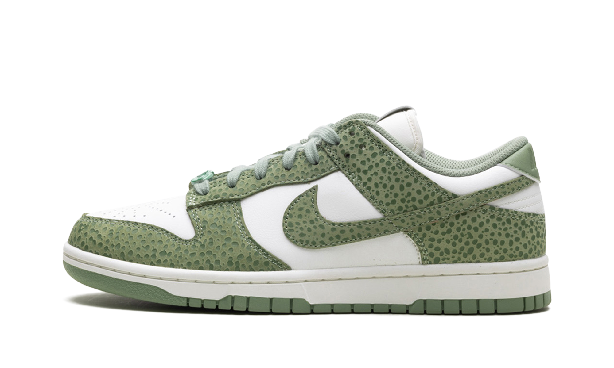 Nike Dunk Low Safari Oil Green (W) 1