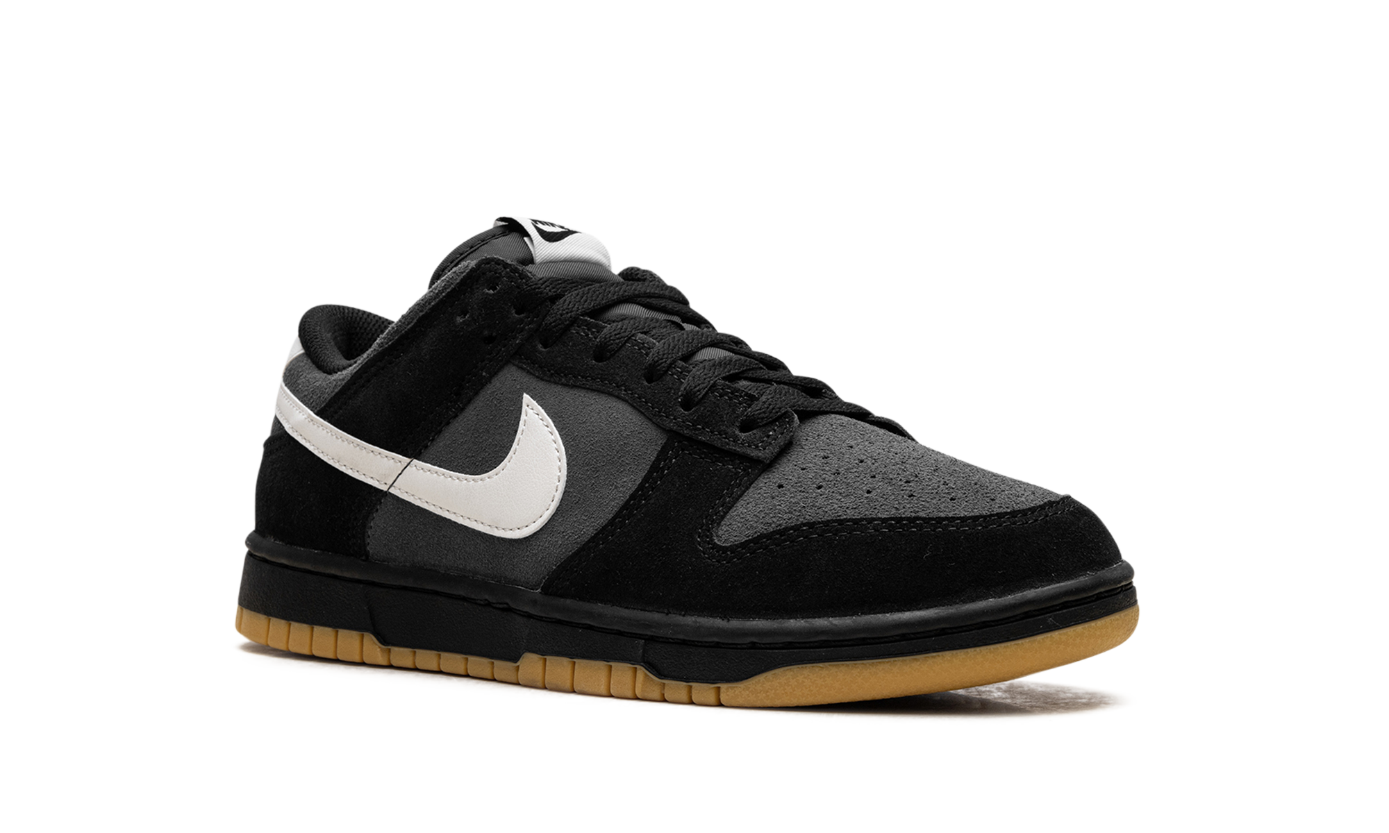Nike Dunk Low SE Black Grey Gum 2