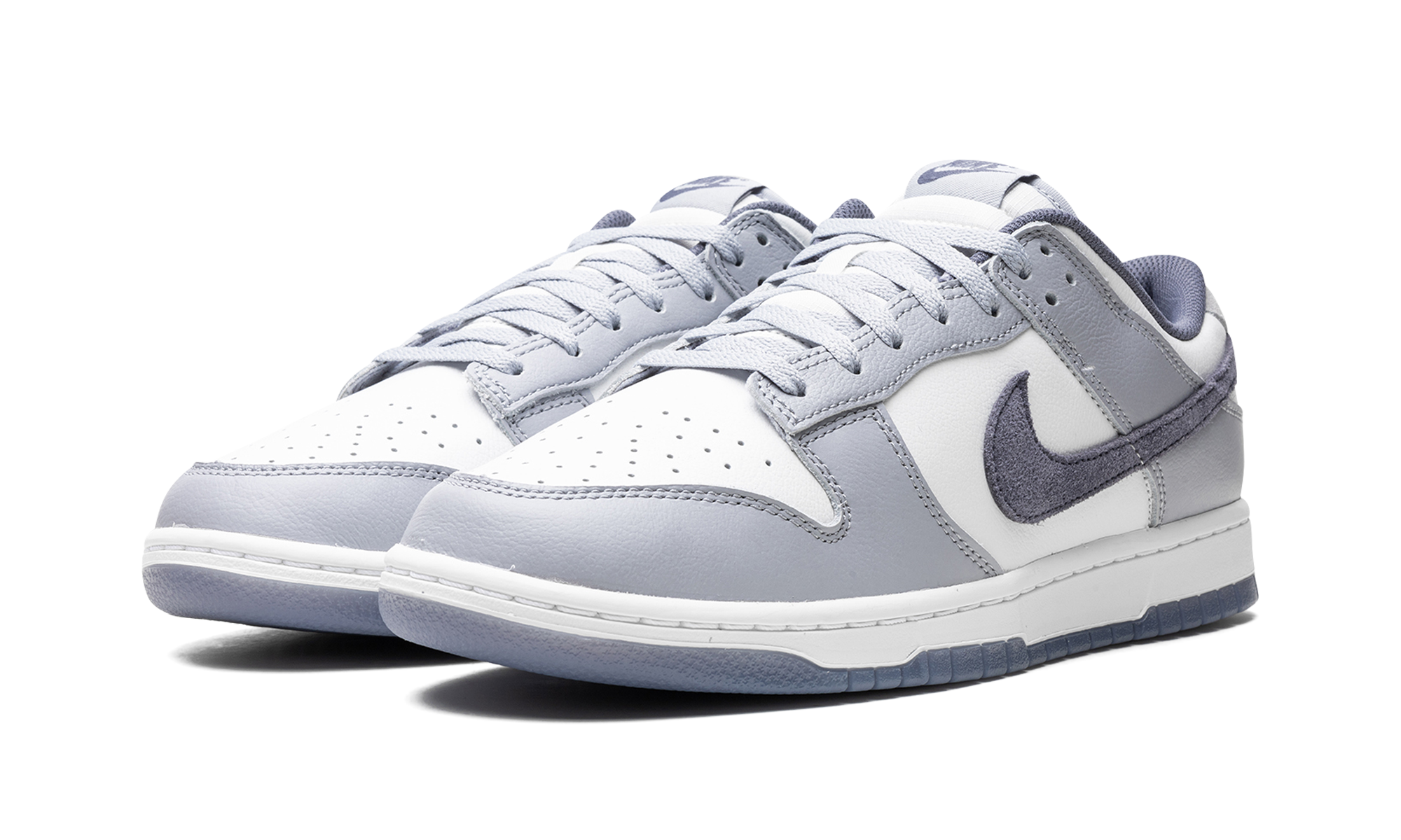 Nike Dunk Low SE Light Carbon 3